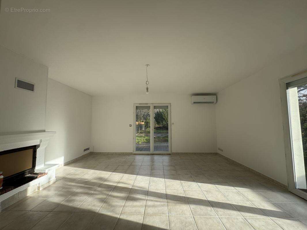 Maison à MEDIS