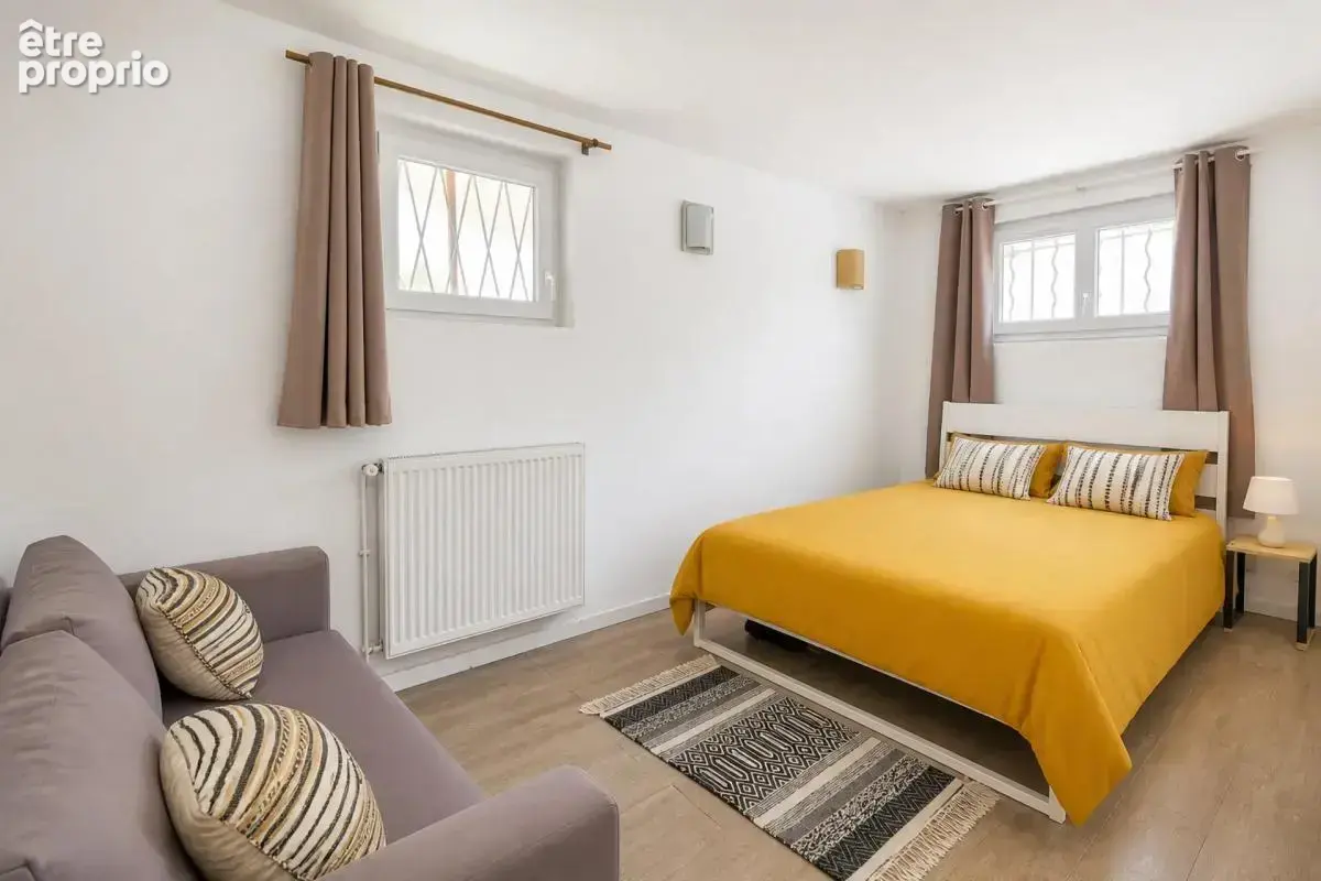 Maison de 13 pièces de 325 m² à Athis-Mons - photo 12
