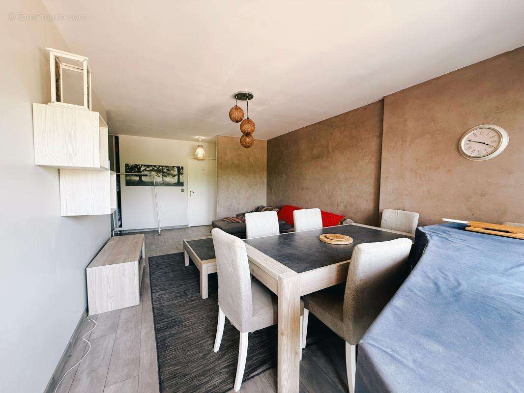 Appartement À Vendre - photo 4