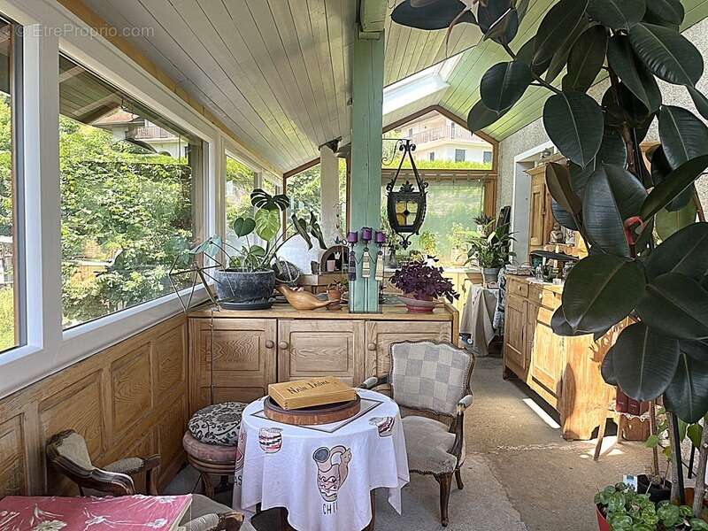 Appartement à SAINT-JORIOZ