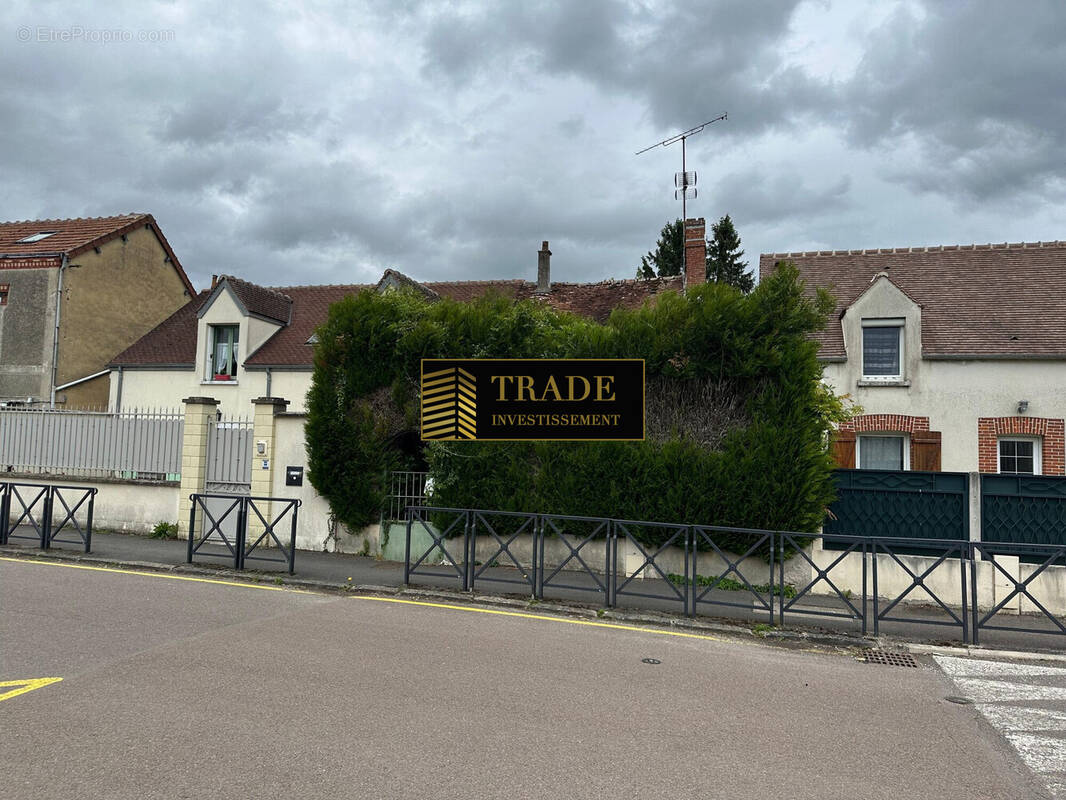 Maison à CUCHARMOY