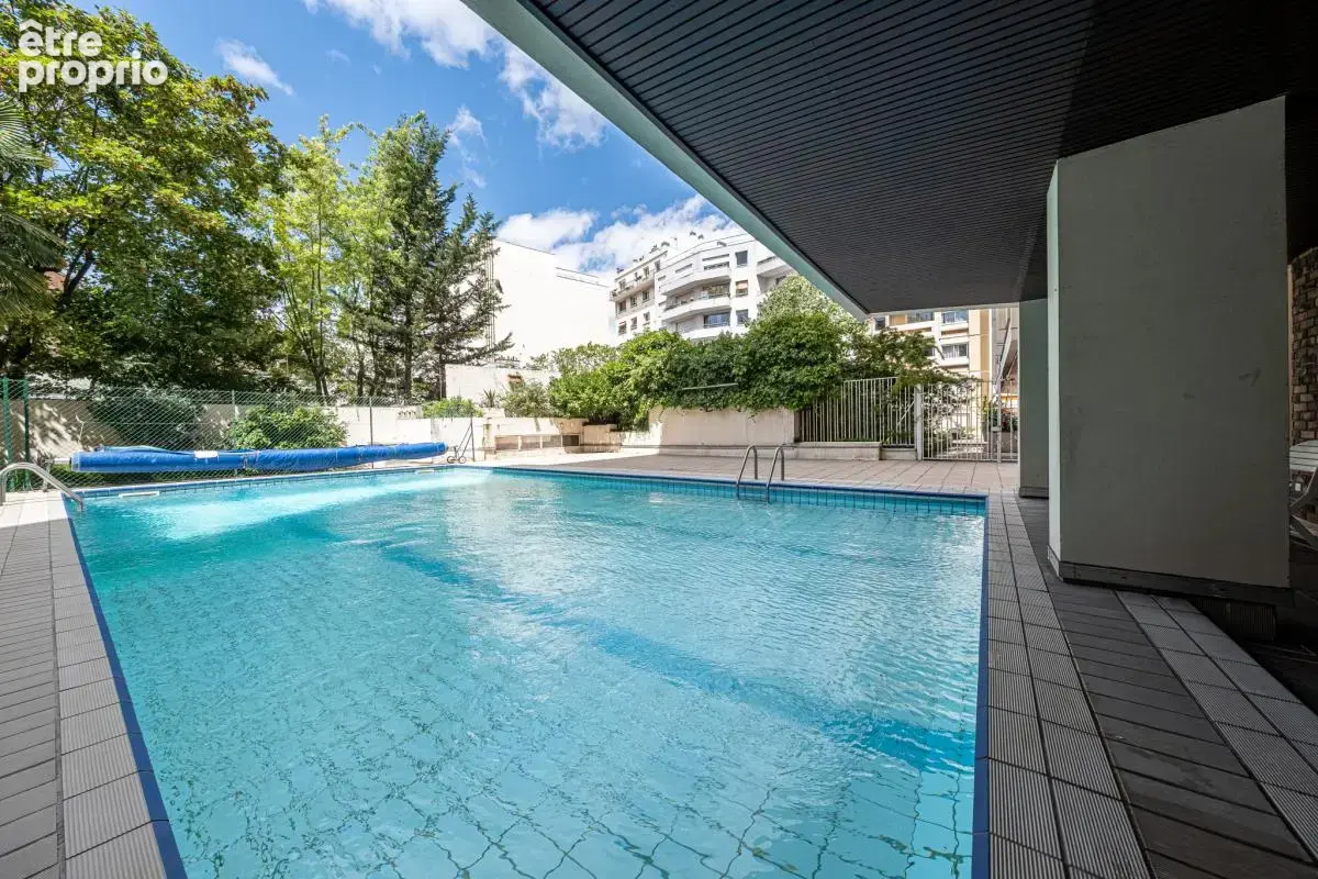 Magnifique appartement commercial - photo 7