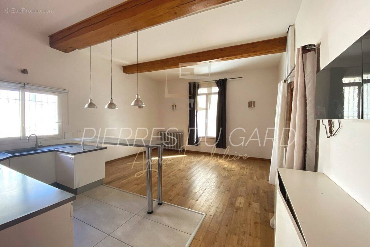 Appartement à NIMES