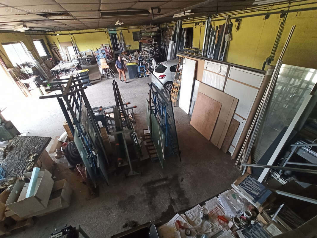 Commerce à AIXE-SUR-VIENNE