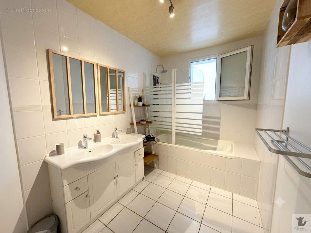 Maison familiale de plain-pied   148 m2   5 chambres   Aucun travaux - photo 8