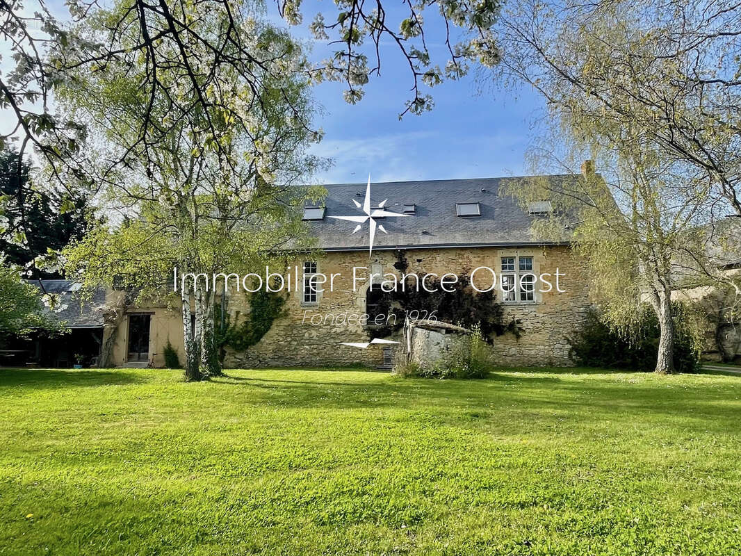 Maison à LOUE