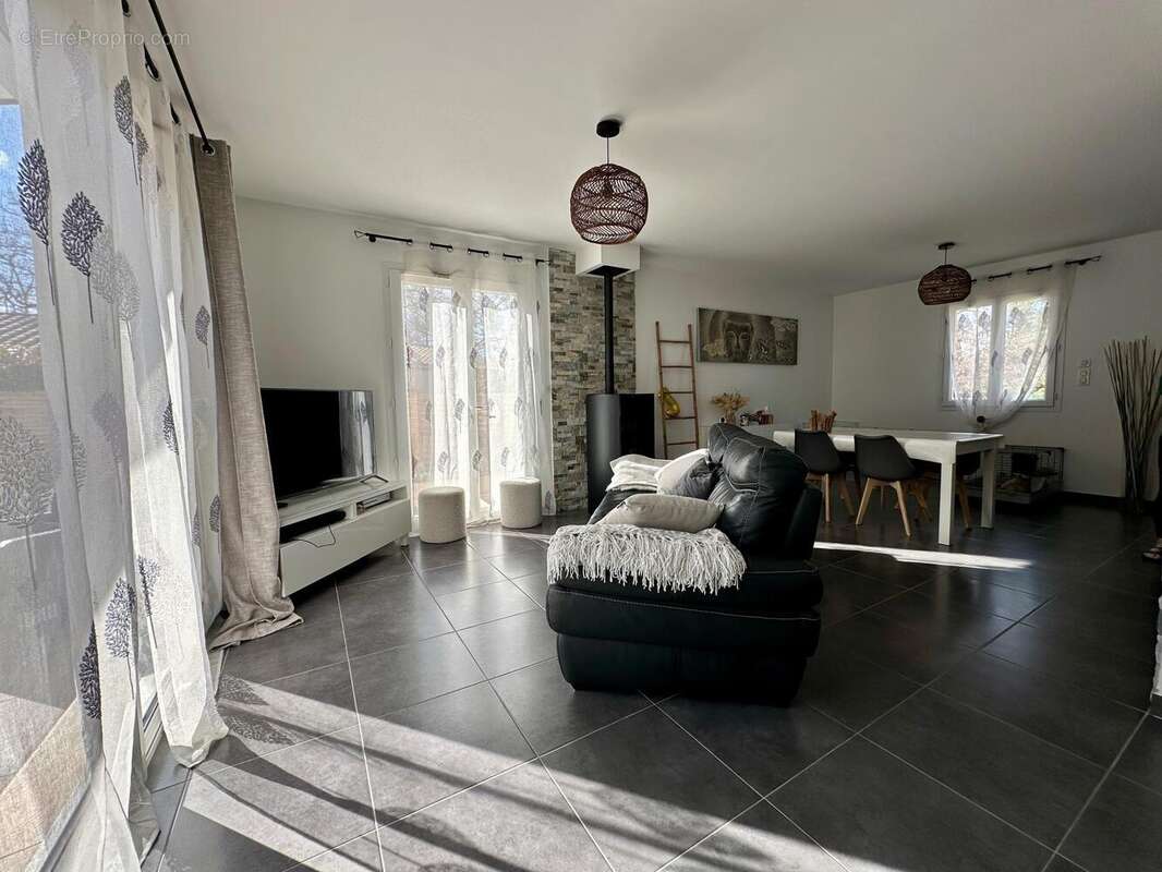 Photo 4 - Maison à NANS-LES-PINS