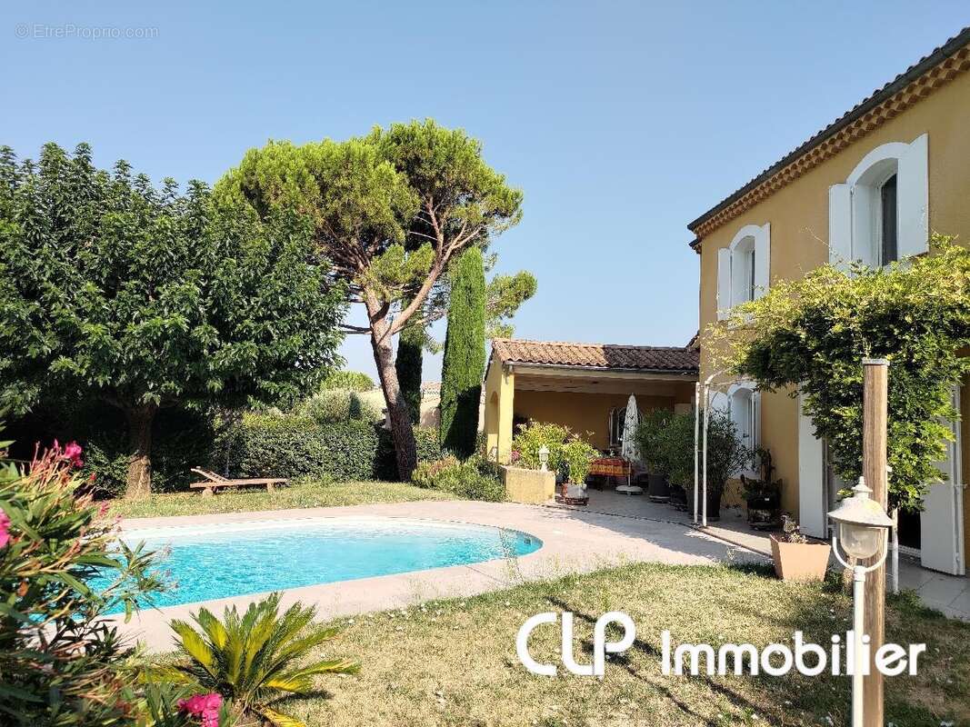 Maison 141 m² à Montelimar  - photo 10
