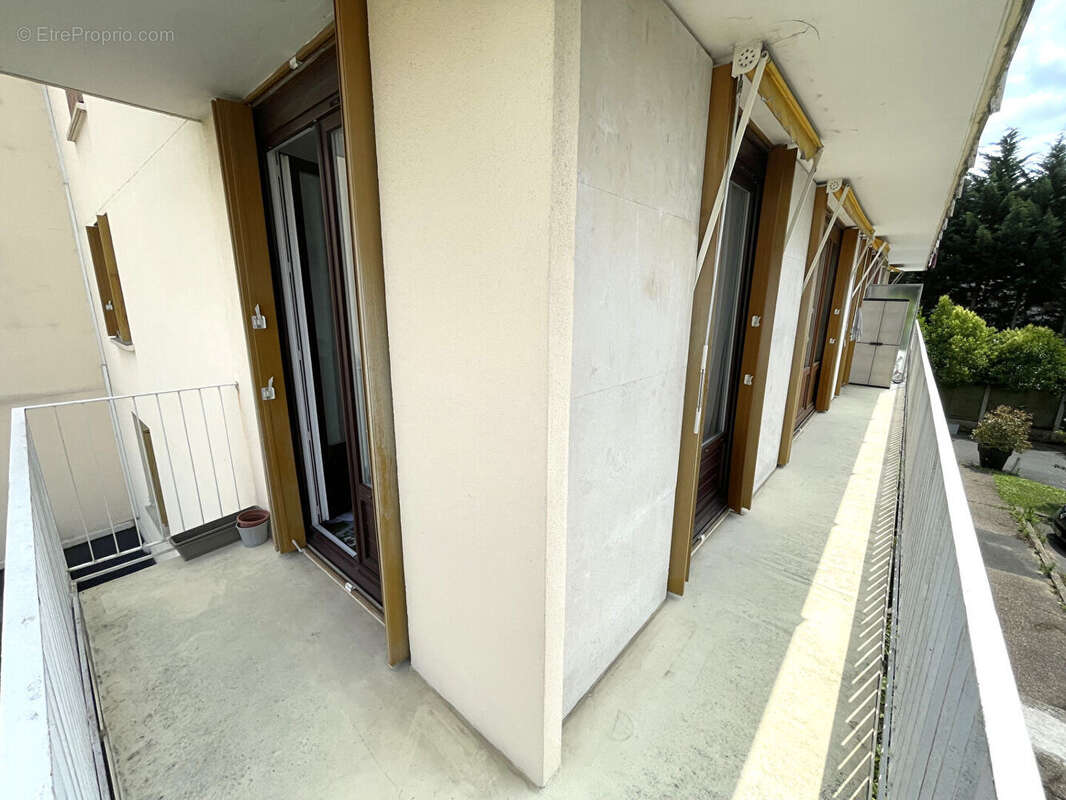 Appartement à EPINAY-SUR-SEINE