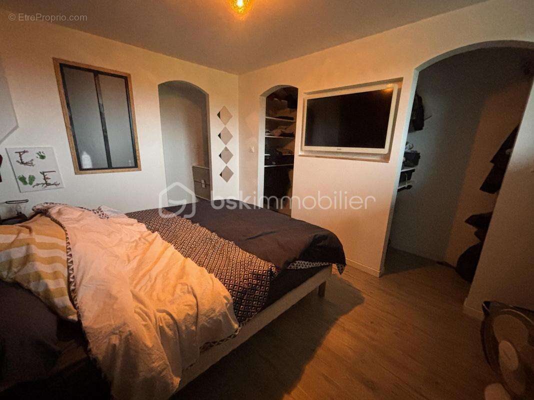 Maison à MAUZE-SUR-LE-MIGNON