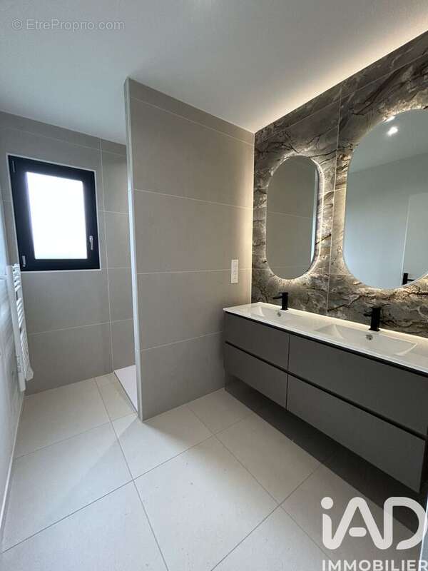 Photo 3 - Maison à BRESSOLS