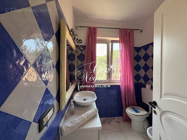 Appartement à GRIMAUD