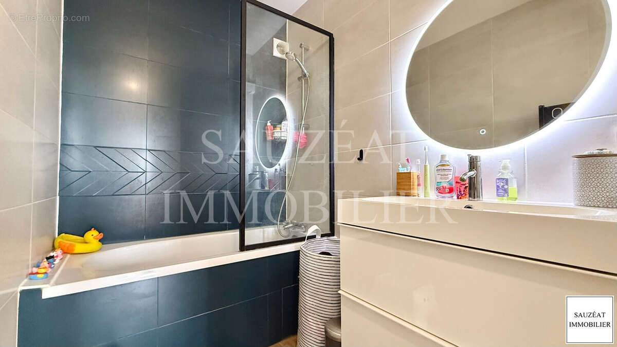 Appartement à BAGNEUX