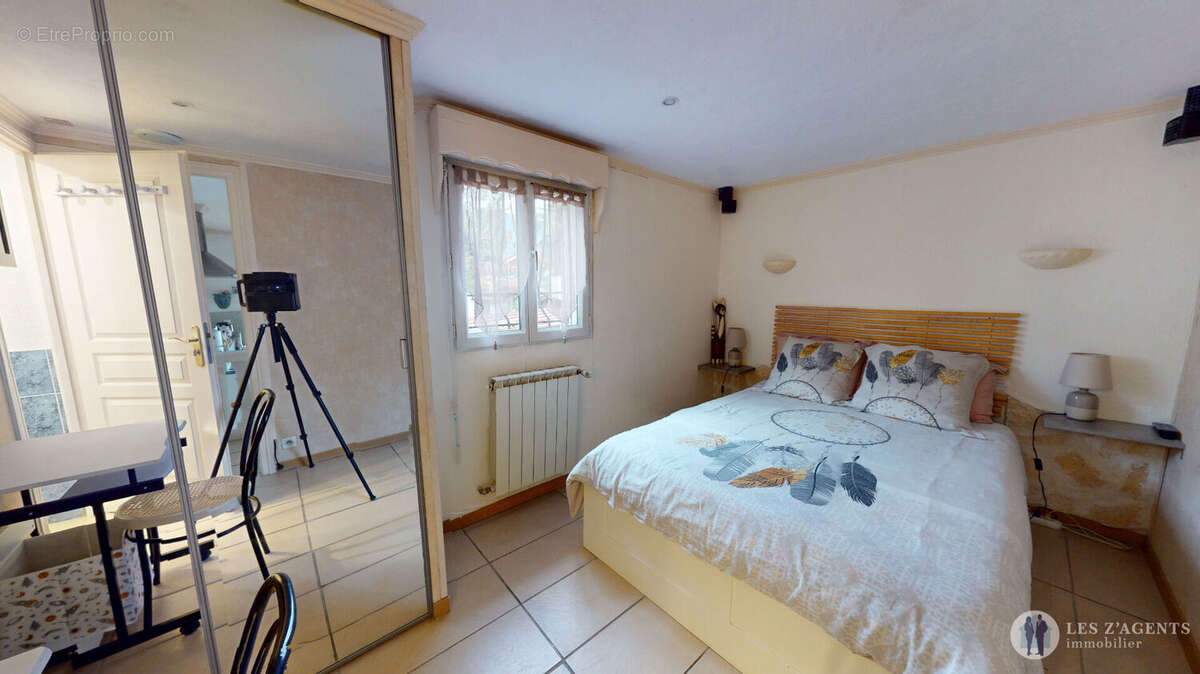 Maison à SAINT-MARTIN-D&#039;HERES