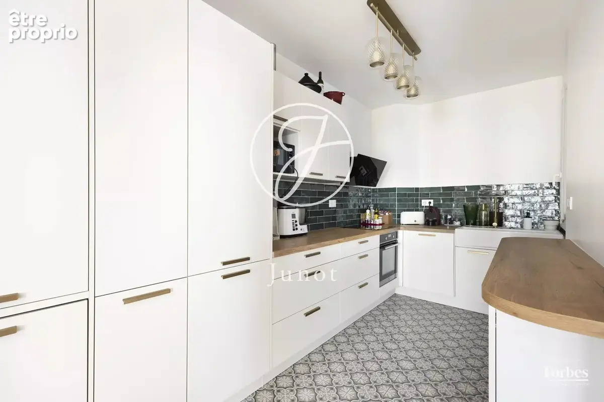 Paris 18e - MARCHÉ DU POTEAU / JULES JOFFRIN - Appartement - 67,83m² Carrez - 2 chambres - Belle rénovation - photo 6