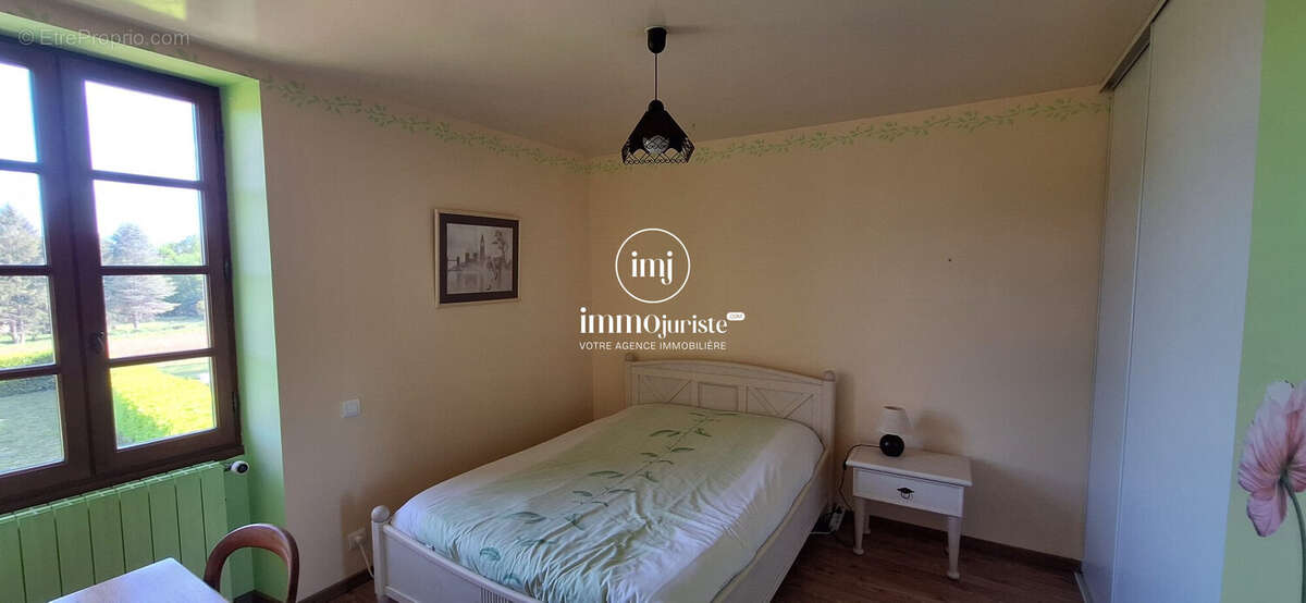 Maison 11 pièces 319 m² à vendre à Baneuil (24150) - photo 5