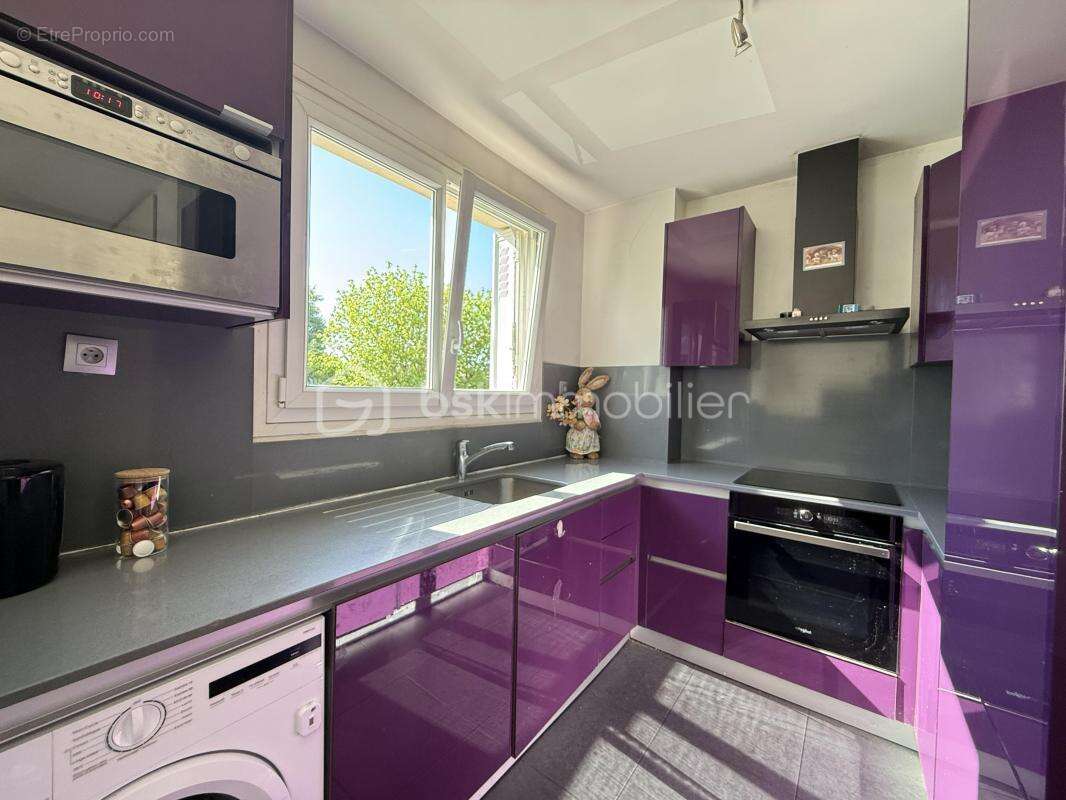 Appartement à NEUILLY-PLAISANCE