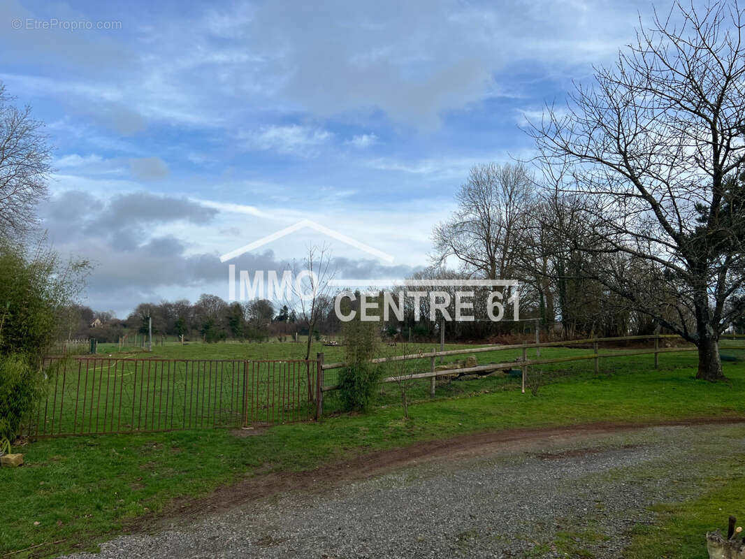 Maison à LA FERTE-MACE