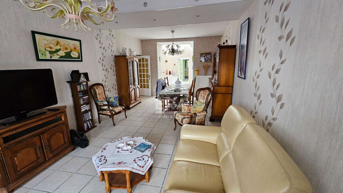 Maison à HERSIN-COUPIGNY