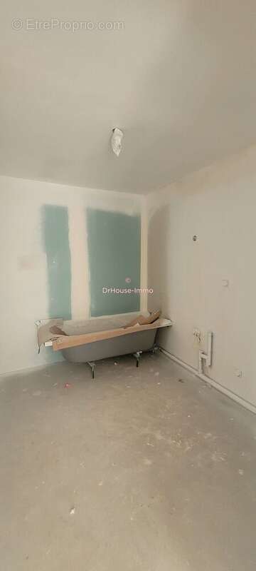 Appartement à SAINT-PRYVE-SAINT-MESMIN