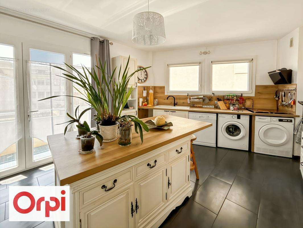 Appartement À Vendre - photo 6