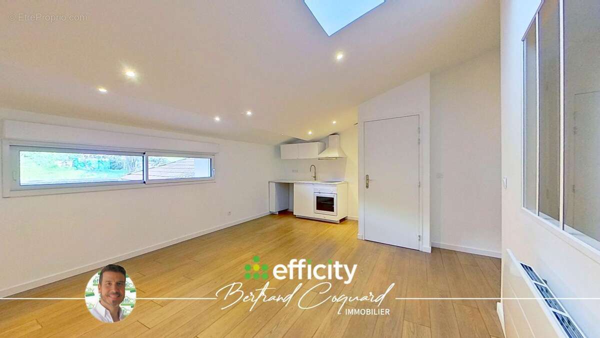 Appartement à PONTCHARRA-SUR-TURDINE