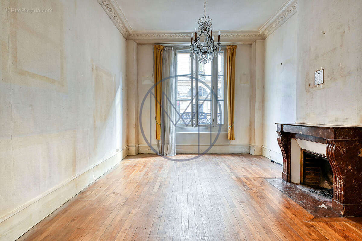 Appartement à VERSAILLES