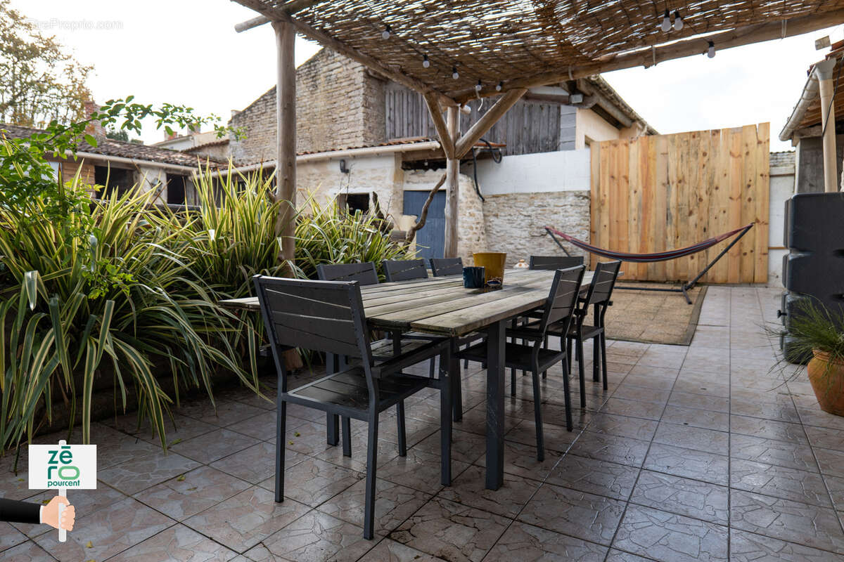 Maison à CHAILLE-LES-MARAIS