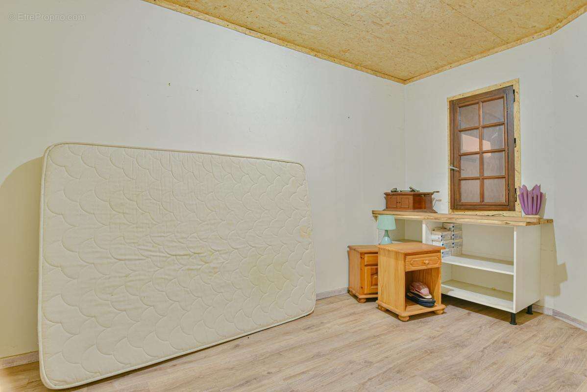 Maison 220 m² à Champagnac-La-Riviere  - photo 15