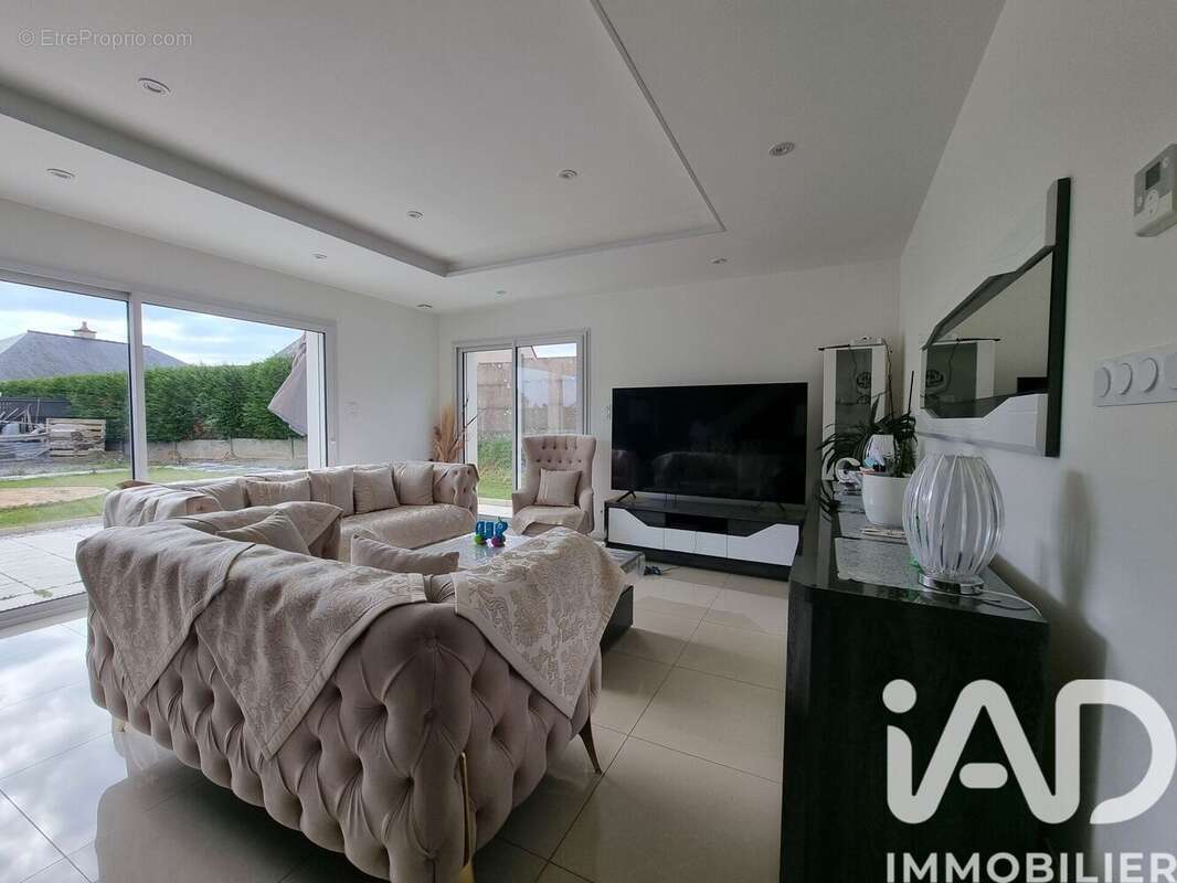 Photo 2 - Maison à SAULNIERES