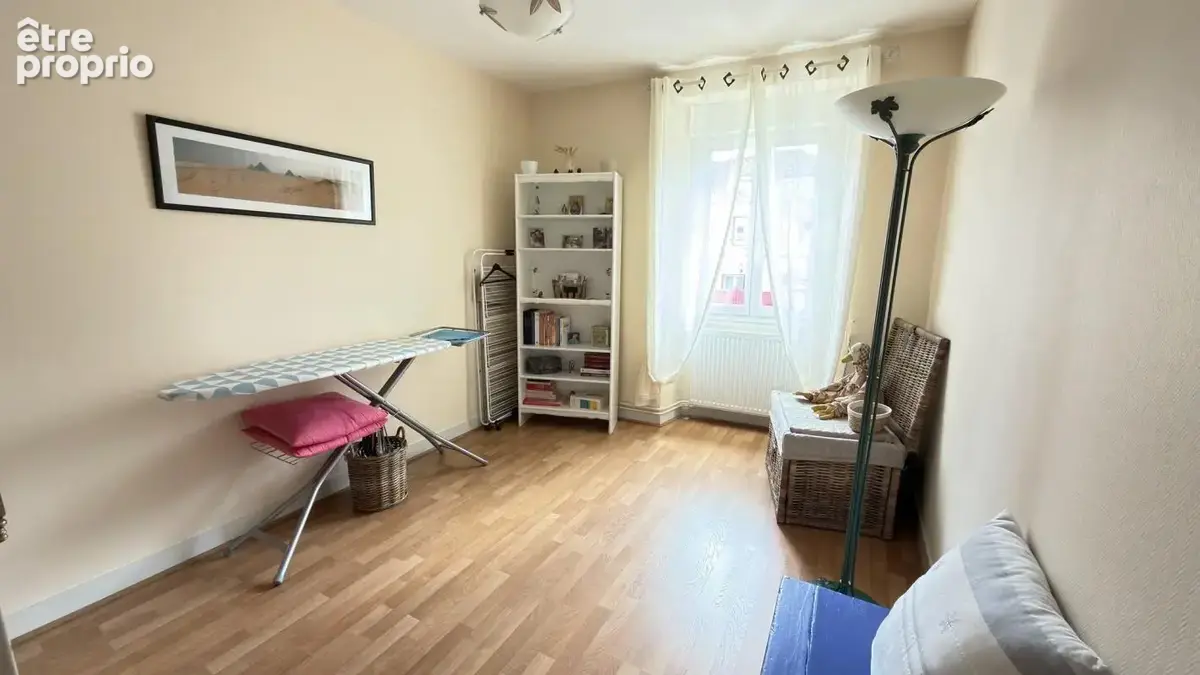 Appartement T3 88 m² - Aucun travaux - Extérieur privatif - Dépendance 30 m² - Quartier Bizy - photo 5