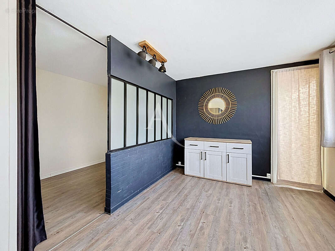 Appartement Laval 1 pièce(s) 35.52 m2 - photo 4