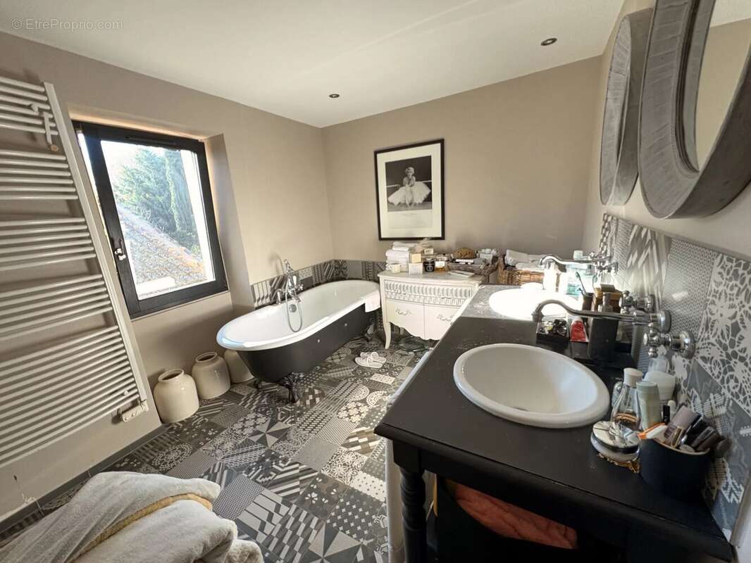 Appartement à PARADOU