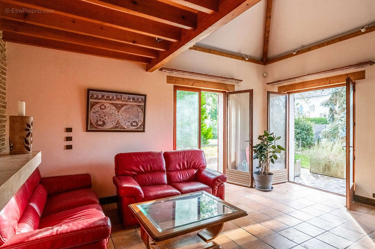 Maison à LA CELLE-SAINT-CLOUD