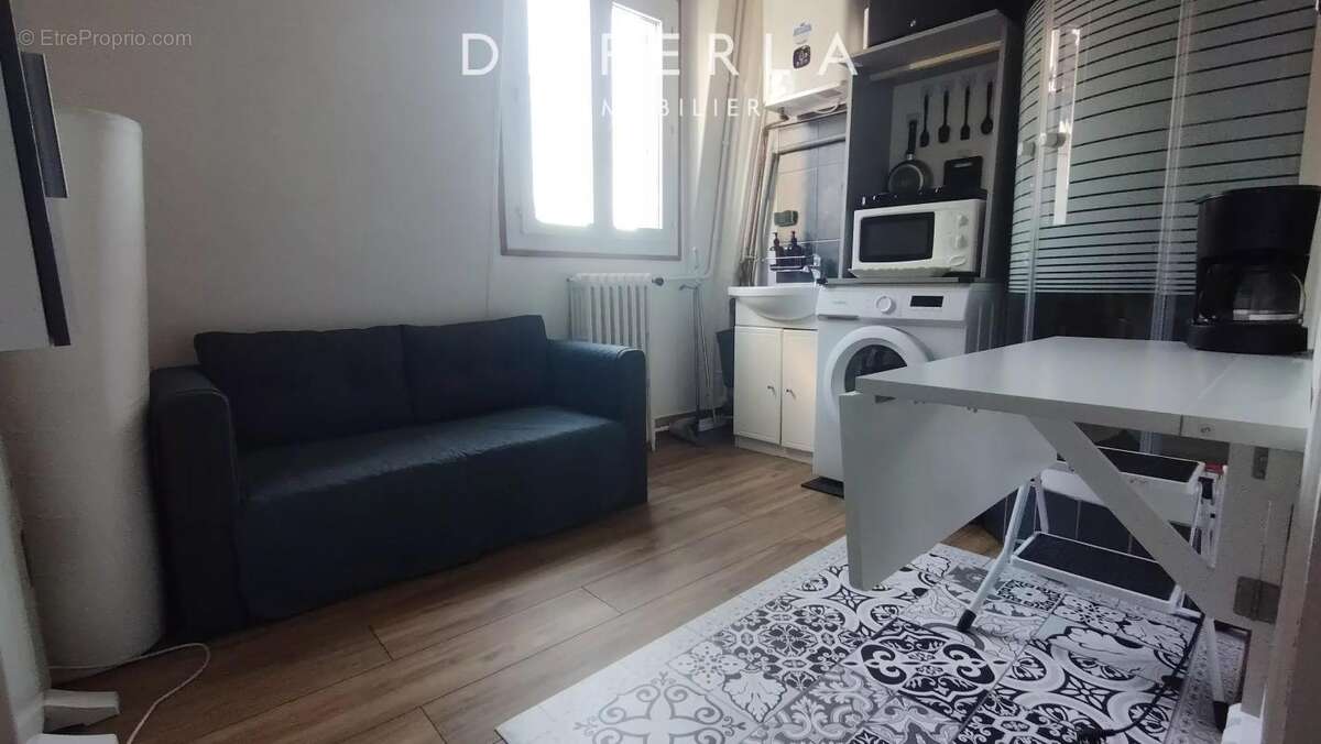 Appartement à PARIS-14E