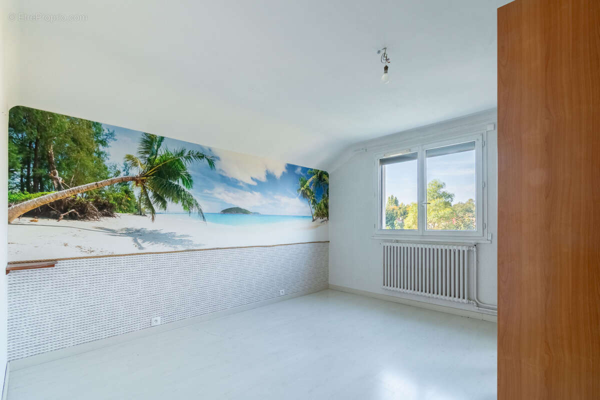 Maison à VILLENEUVE-LE-ROI