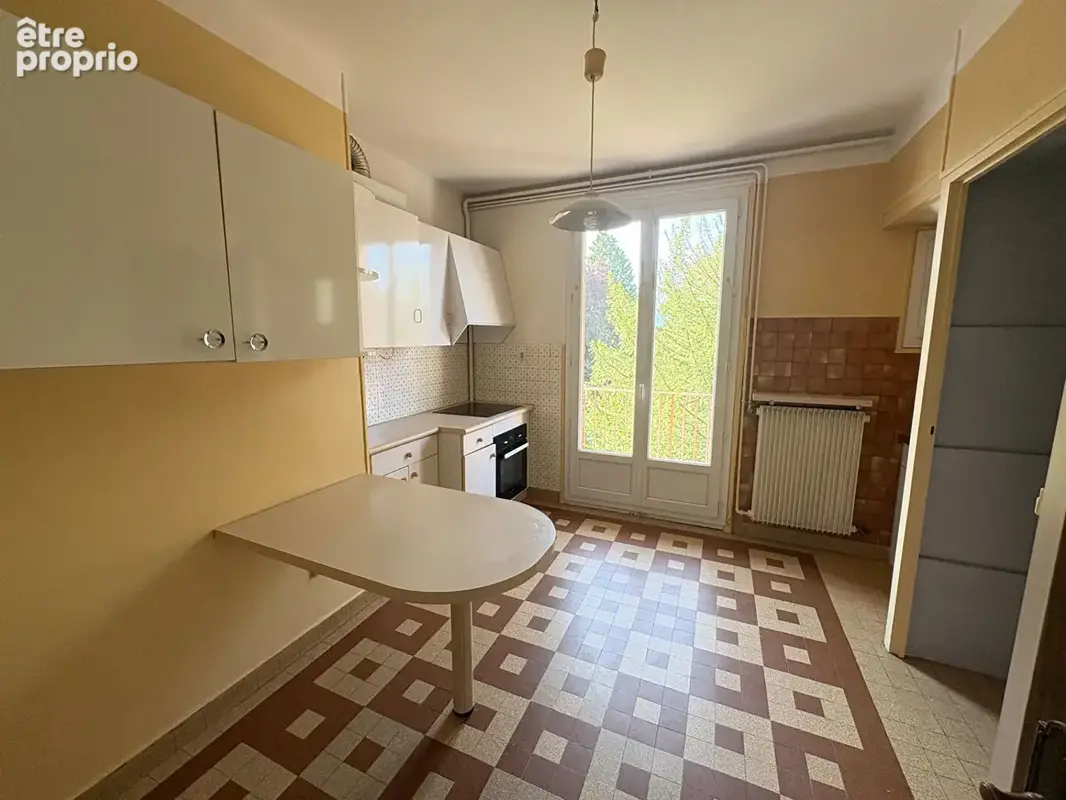Appartement Voiron 3 pièce(s) 75.36 m2 - photo 3