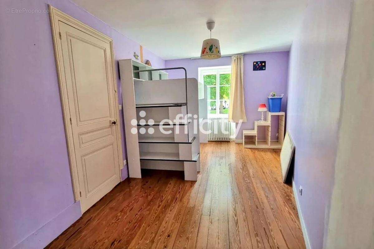 Maison à PIERRECLOS