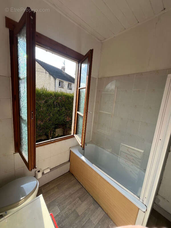 Maison à CHEPTAINVILLE