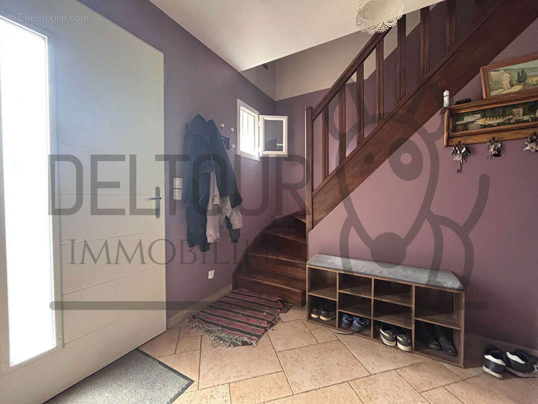 Maison à FAREMOUTIERS