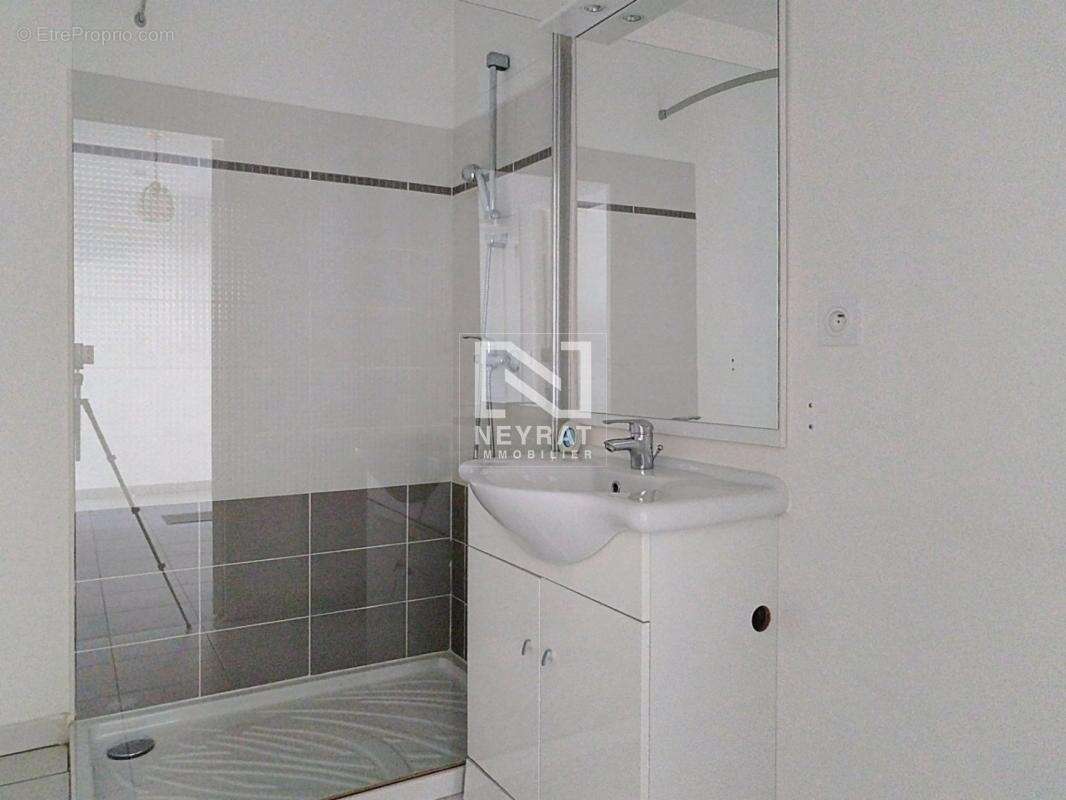 Appartement à FAYENCE