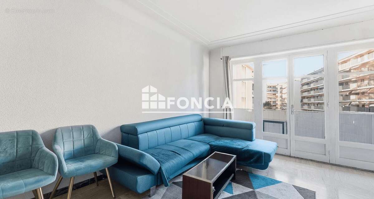 Appartement à LE CANNET