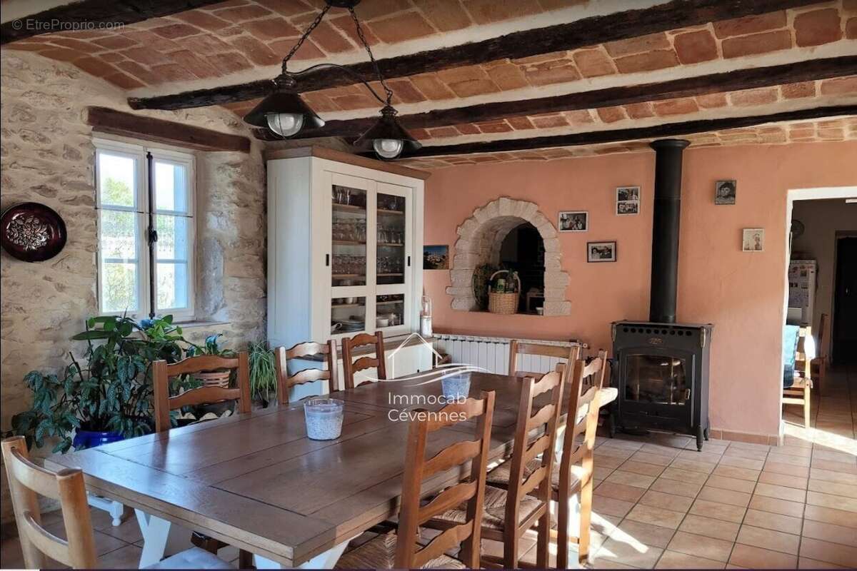 Maison à UZES