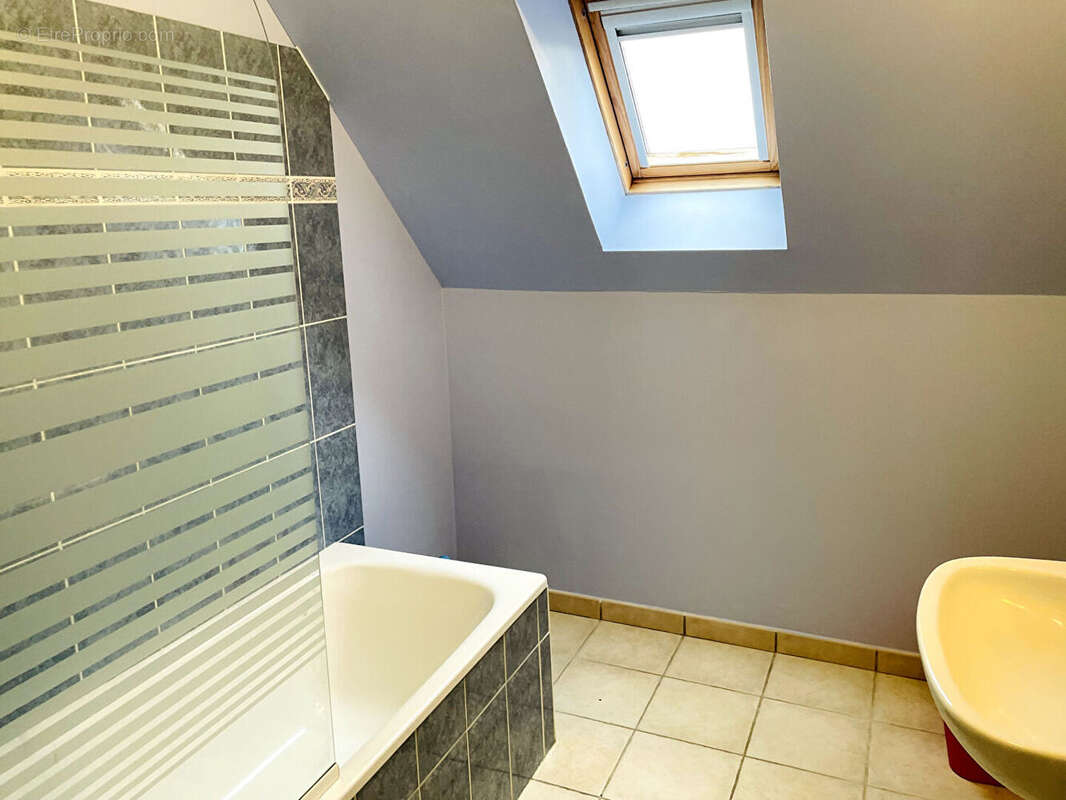 Maison à CIVRAY-SUR-ESVES