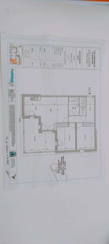 Appartement à CONTES