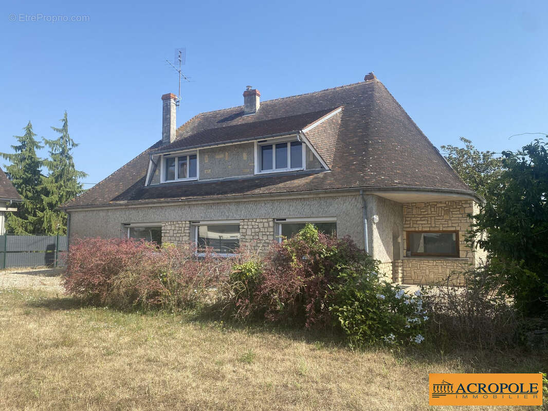 Maison à POILLY-LEZ-GIEN