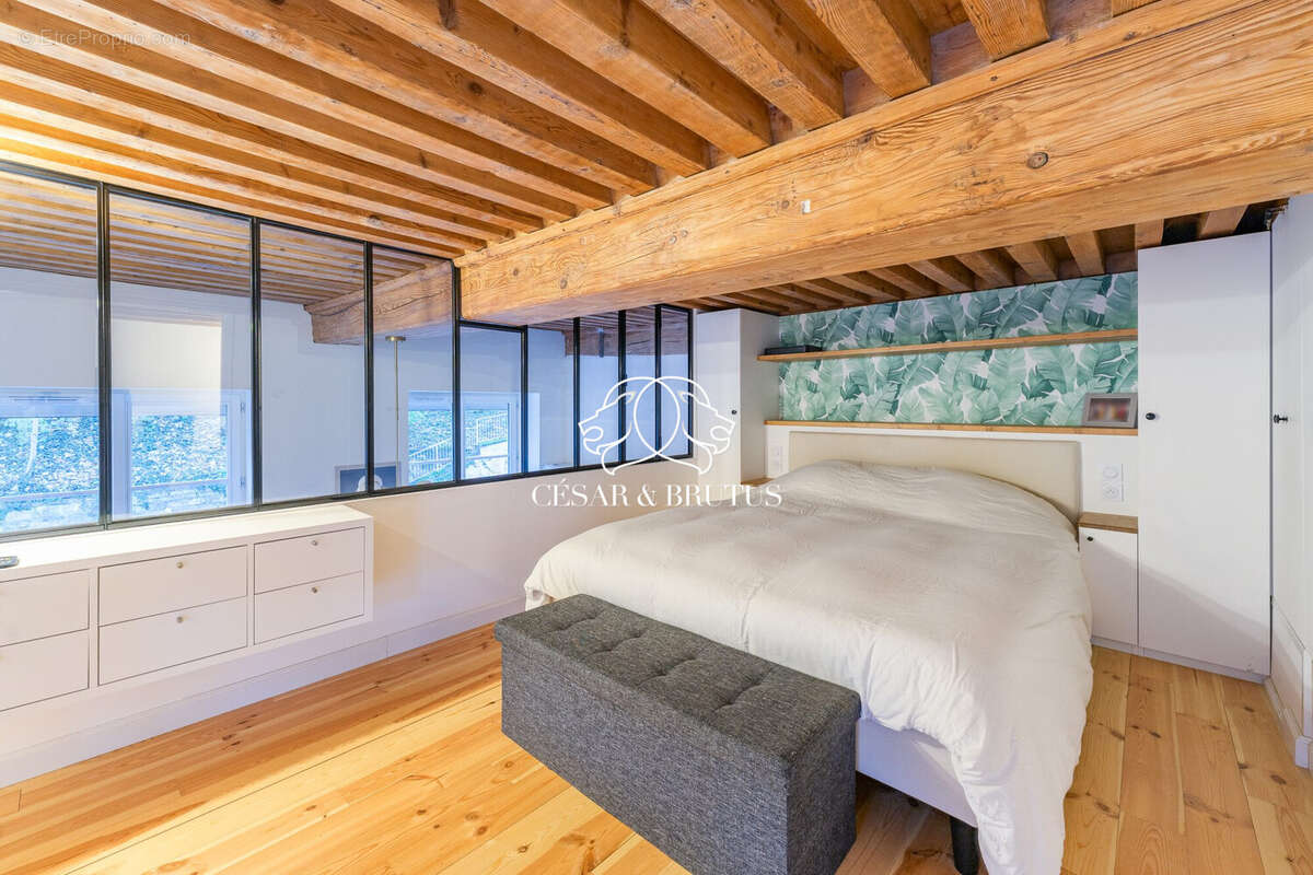 Appartement à LYON-4E