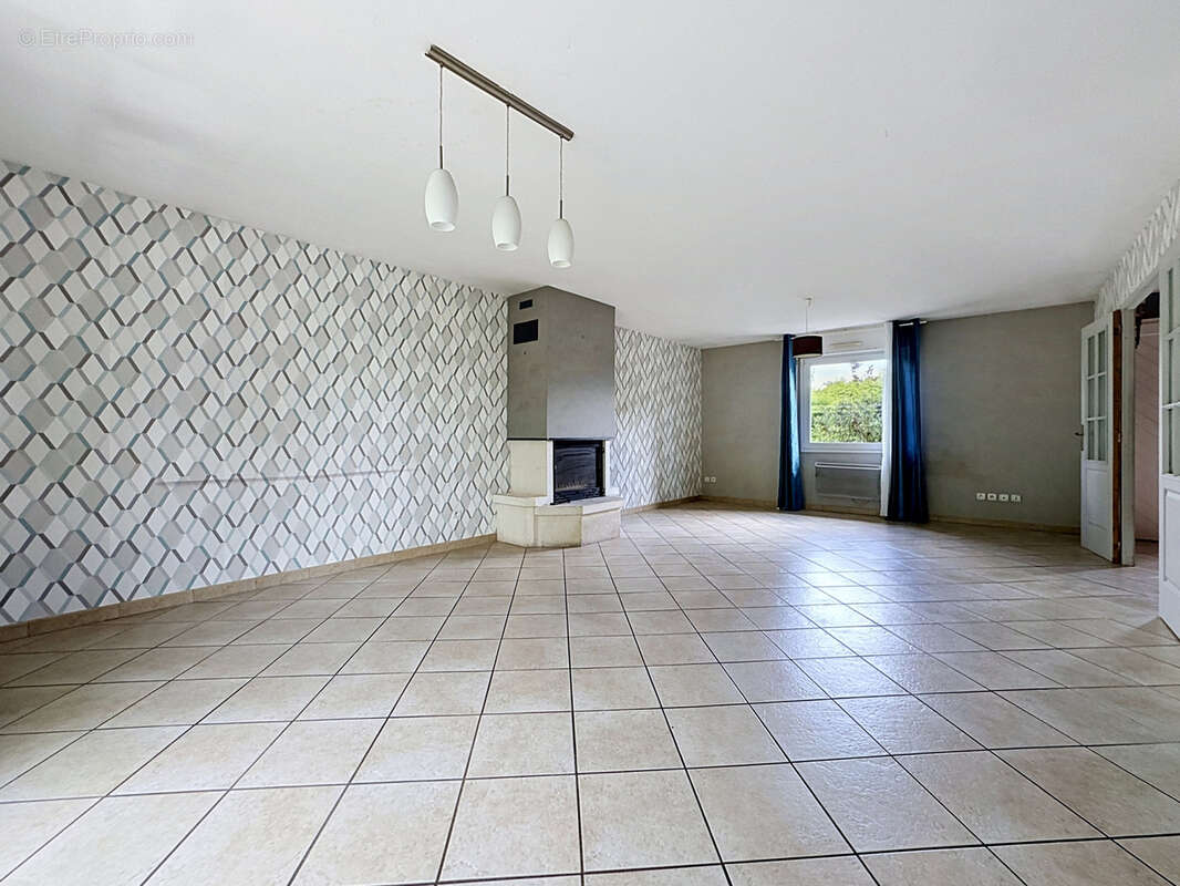 Pavillon individuel 4 chambres et garage 59970 VICQ - photo 3