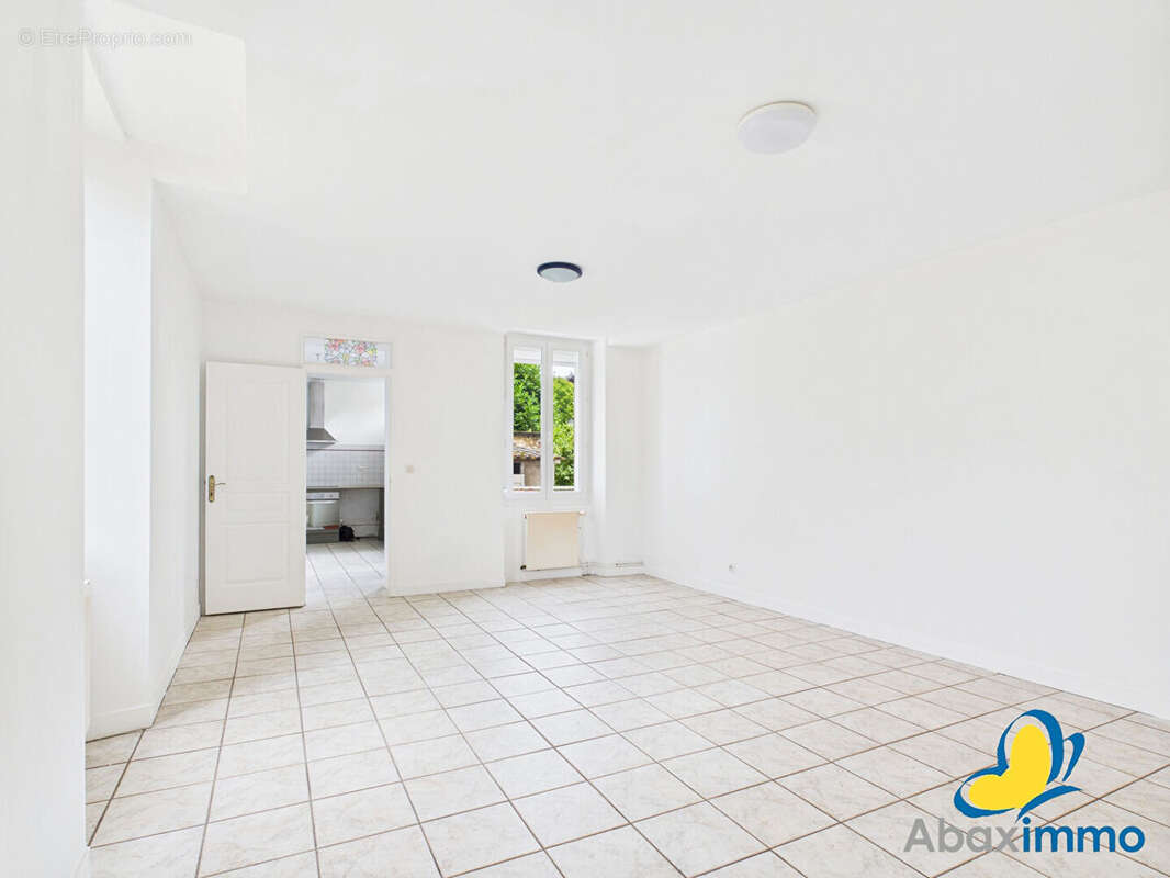 Appartement à FALAISE