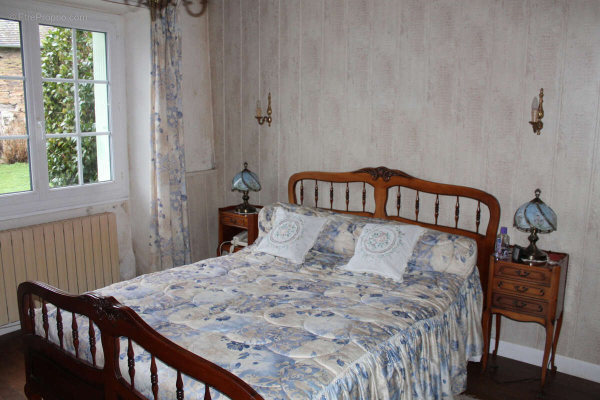 Maison à JUMILHAC-LE-GRAND